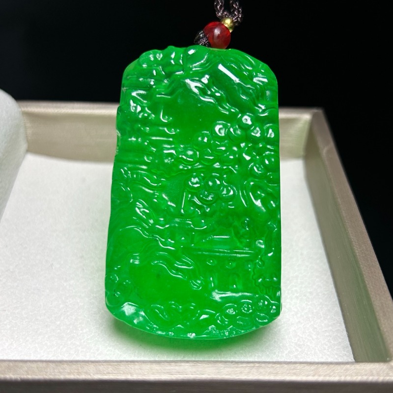 New High-ice Quartzite Jade La - Ethnic Fashion Brand 리뷰 및 가격